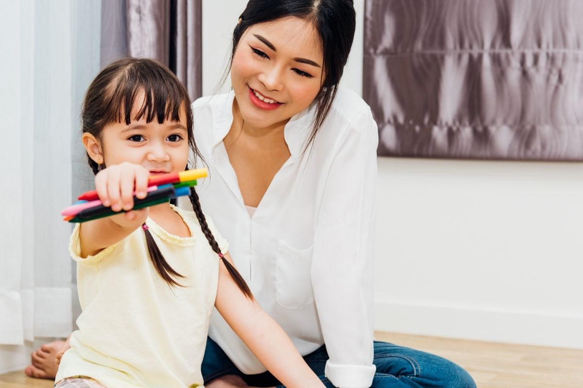 cùng con học tập, thắp sáng ước mơ, tuổi thơ hạnh phúc, thông thái, yêu thương